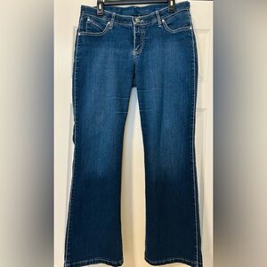 Wrangler Shiloh No Gap Waistband Bootcut Jeans